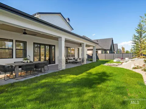 Exterior - 5182 W May Jay Dr, Eagle, ID 83616 photo 2 of 2