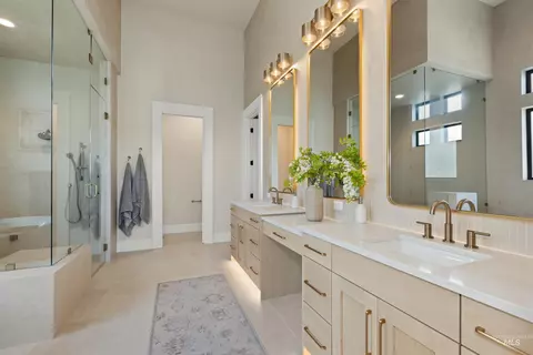 Bath - 5182 W May Jay Dr, Eagle, ID 83616 photo 1 of 5
