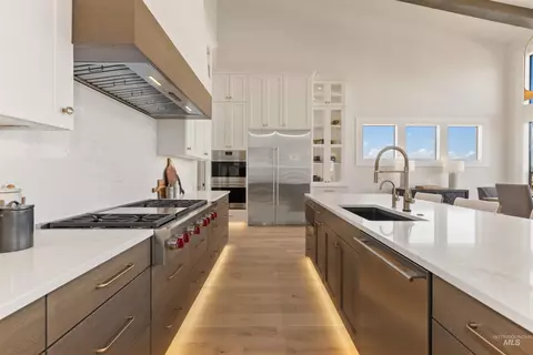 Kitchen - 5182 W May Jay Dr, Eagle, ID 83616 photo 1 of 2