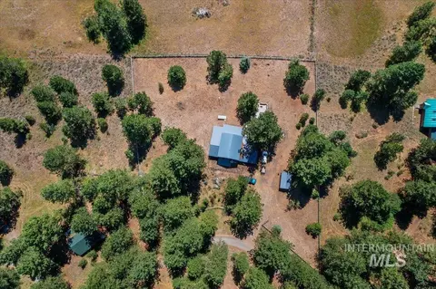 Exterior - 111 Ranch Cir, Cascade, ID 83611 photo 12 of 14