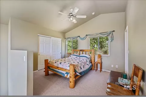 Bedroom - 111 Ranch Cir, Cascade, ID 83611 photo 3 of 5