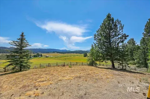 Exterior - 111 Ranch Cir, Cascade, ID 83611 photo 10 of 14