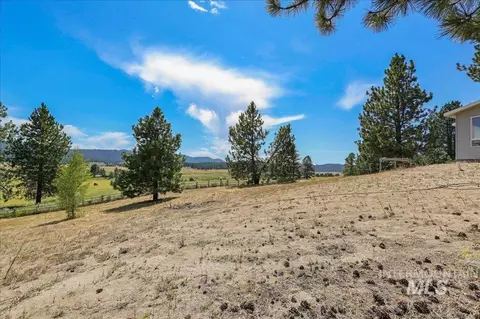 Exterior - 111 Ranch Cir, Cascade, ID 83611 photo 11 of 14