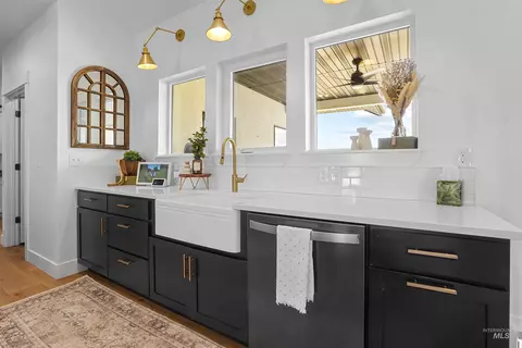 Kitchen - 16 Skyline, Rupert, ID 83350 photo 3 of 3