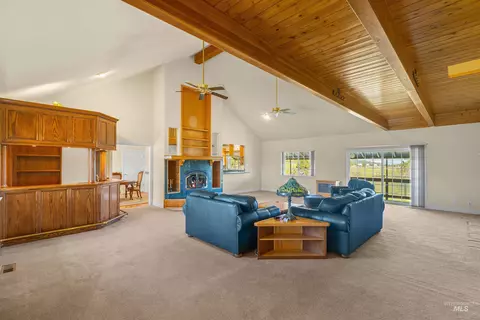 Living - 3592 Freeman Creek Rd, Lenore, ID 83541 photo 1 of 2