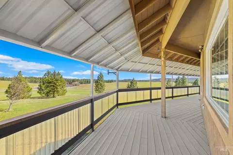 Exterior - 3592 Freeman Creek Rd, Lenore, ID 83541 photo 3 of 5