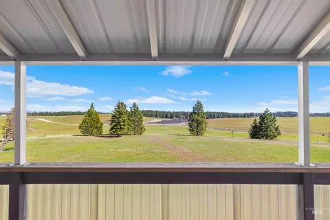 Exterior - 3592 Freeman Creek Rd, Lenore, ID 83541 photo 4 of 5