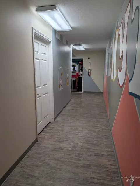 Entry Way - 413 Main St, Kamiah, ID 83536 photo 1 of 1