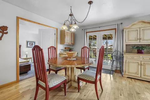 Dining - 603 6th Ave E, Wendell, ID 83355 photo 1 of 1