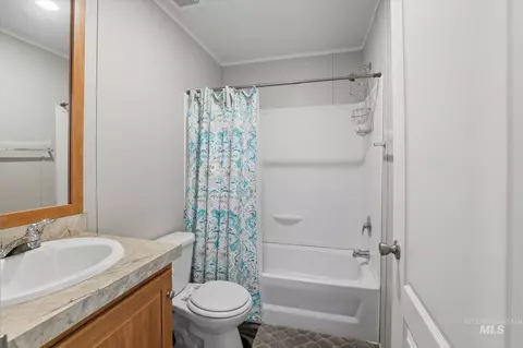 Bath - 1206 E 2000 S 1206 E 2000 S, Elba, ID 83342 photo 1 of 5