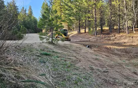 63 Price Loop, Cascade, ID 83611 photo 4