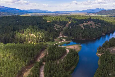 63 Price Loop, Cascade, ID 83611 photo 11