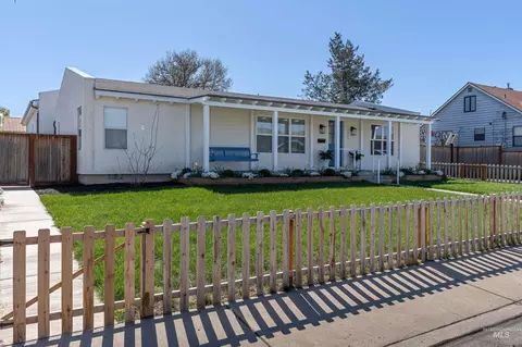 1273 Libby St, Clarkston, WA 99403