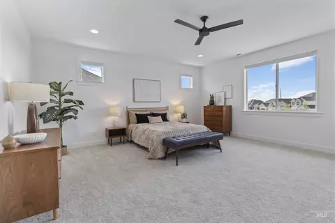 Bedroom - 125 S Eagles Roost Way, Eagle, ID 83616 photo 3 of 4