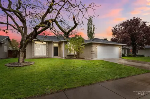 2250 N Amethyst, Meridian, ID 83646