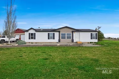 374 N 120 E, Shoshone, ID 83352