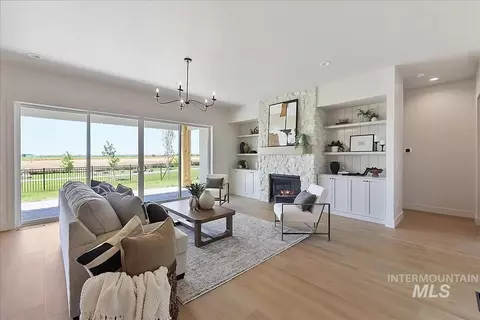Living - 2153 N Buhrstone Ave, Eagle, ID 83616 photo 3 of 4