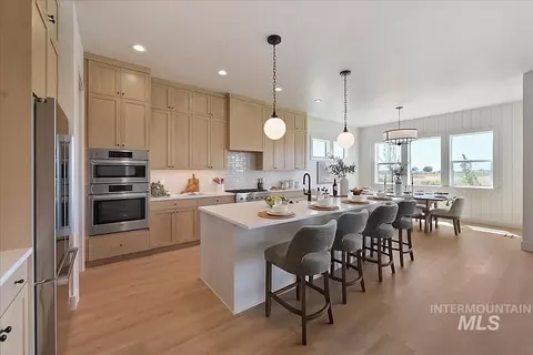 Kitchen - 2153 N Buhrstone Ave, Eagle, ID 83616 photo 2 of 6