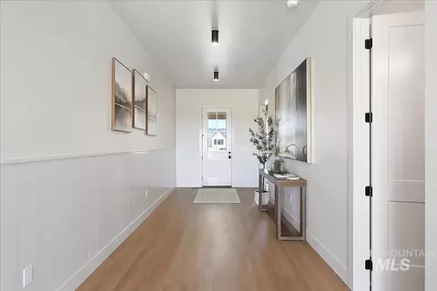 Entry Way - 2153 N Buhrstone Ave, Eagle, ID 83616 photo 1 of 2