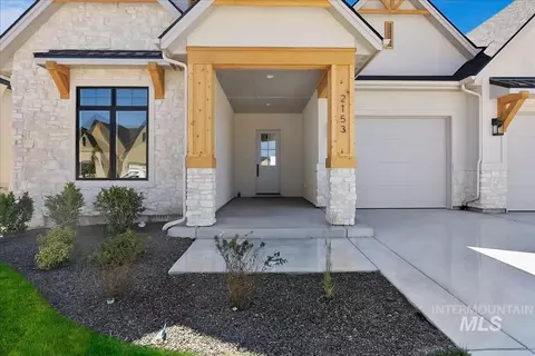 Exterior - 2153 N Buhrstone Ave, Eagle, ID 83616 photo 2 of 2