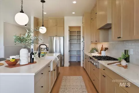 Kitchen - 2153 N Buhrstone Ave, Eagle, ID 83616 photo 6 of 6