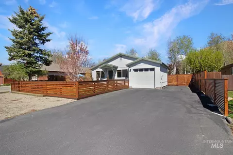 Other - 951 Forest Bend Dr, Hailey, ID 83333 photo 4 of 5