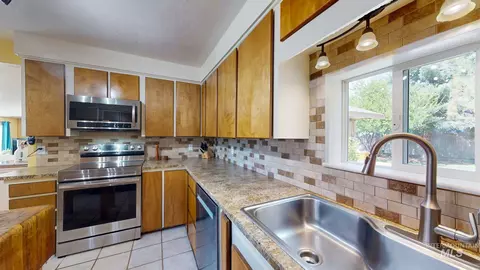 Kitchen - 1409 S 2000 E, Gooding, ID 83330 photo 3 of 4
