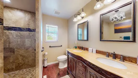Bath - 1409 S 2000 E, Gooding, ID 83330 photo 3 of 5