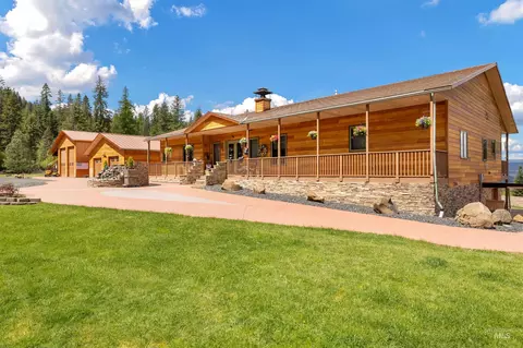 3688 Canyon Creek Rd, Orofino, ID 83544