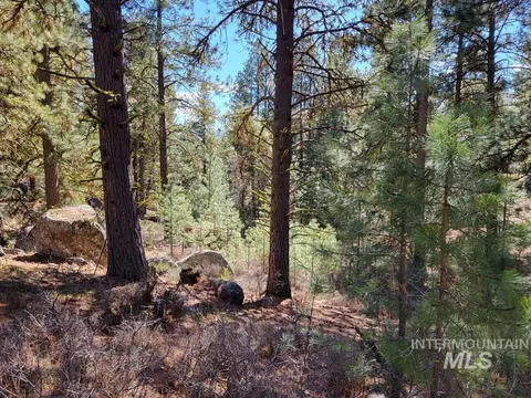 tbd Point Ln, Cascade, ID 83611 photo 10
