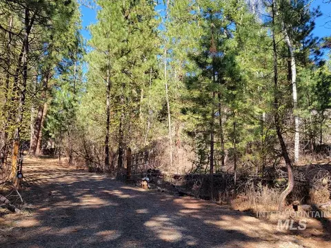 tbd Point Ln, Cascade, ID 83611 photo 4