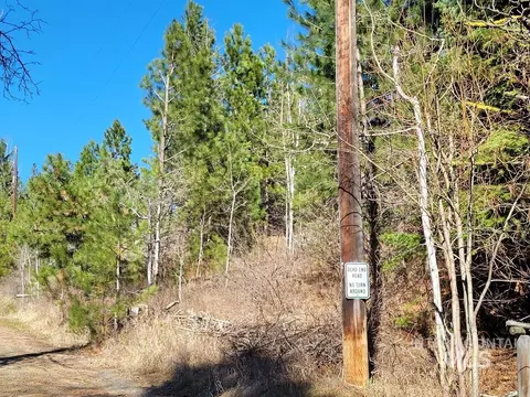 tbd Point Ln, Cascade, ID 83611 photo 12