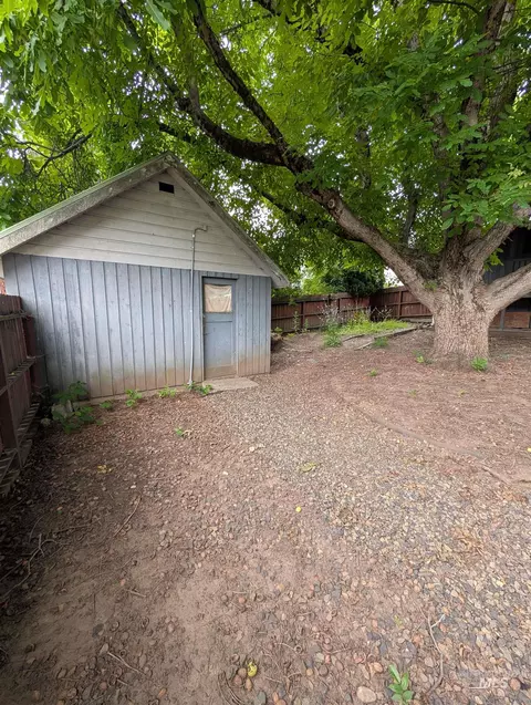 Exterior - 815 Maple St, Kamiah, ID 83536 photo 10 of 14