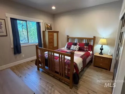 Bedroom - 53 Sliver Cloud Dr, Cascade, ID 83611 photo 1 of 4
