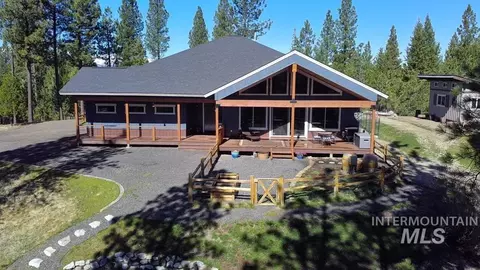 Exterior - 53 Sliver Cloud Dr, Cascade, ID 83611 photo 2 of 11