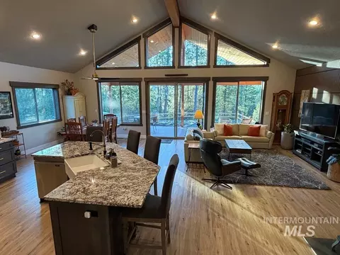 Other - 53 Sliver Cloud Dr, Cascade, ID 83611 photo 2 of 10