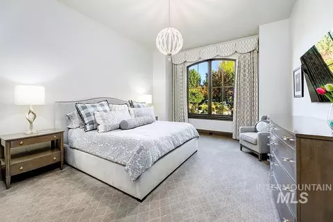 Bedroom - 1582 E Rivers End Ct, Eagle, ID 83616 photo 3 of 4