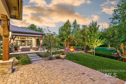 Exterior - 1582 E Rivers End Ct, Eagle, ID 83616 photo 10 of 19