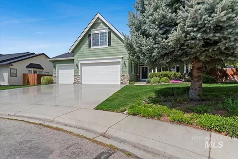 Exterior - 2616 E Salisbury Ct, Eagle, ID 83616 photo 3 of 10