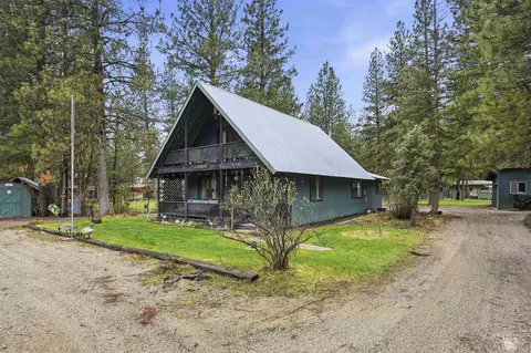Exterior - 10 Bransons Dr, Lowman, ID 83637 photo 2 of 16