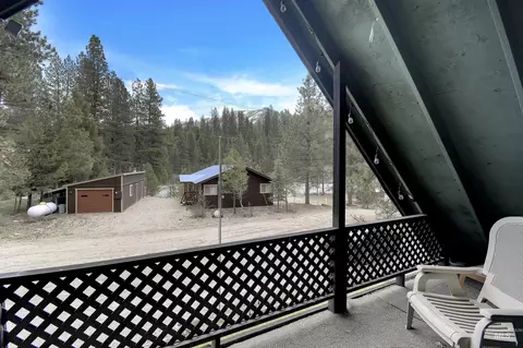 Exterior - 10 Bransons Dr, Lowman, ID 83637 photo 8 of 16