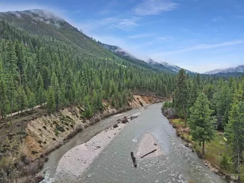 View/Area - 10 Bransons Dr, Lowman, ID 83637 photo 1 of 3