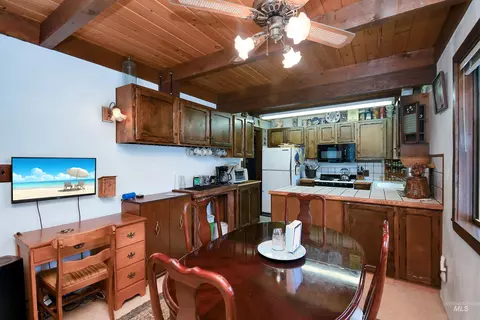 Dining - 10 Bransons Dr, Lowman, ID 83637 photo 2 of 2
