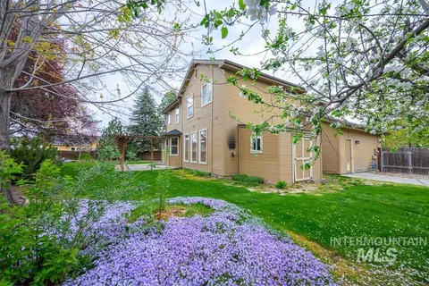 Exterior - 427 S Silver Bow Ave, Eagle, ID 83616 photo 8 of 11