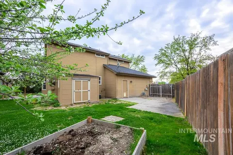 Exterior - 427 S Silver Bow Ave, Eagle, ID 83616 photo 10 of 11