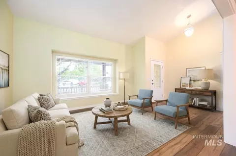 Living - 427 S Silver Bow Ave, Eagle, ID 83616 photo 1 of 2