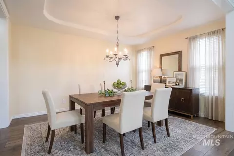 Dining - 427 S Silver Bow Ave, Eagle, ID 83616 photo 1 of 2