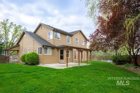 Exterior - 427 S Silver Bow Ave, Eagle, ID 83616 photo 5 of 11