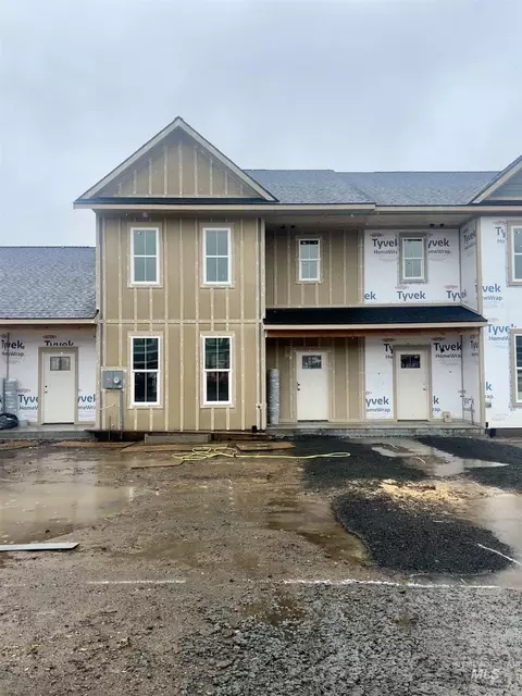 1198 Edington, Moscow, ID 83843