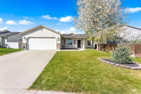 3205 S Malad Dr, Nampa, ID 83686